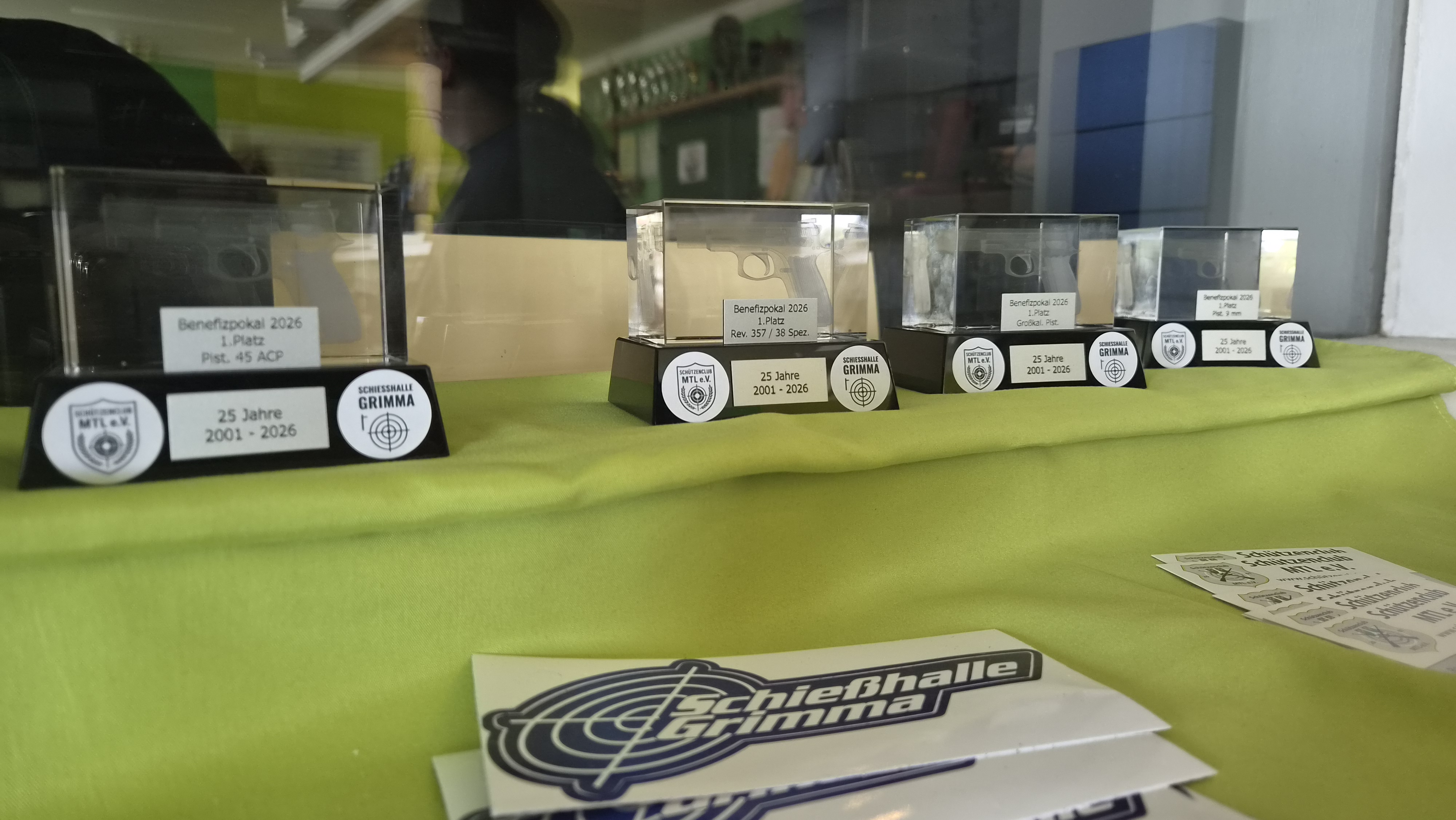 Unsere neuen Pokale zum Benefizpokal